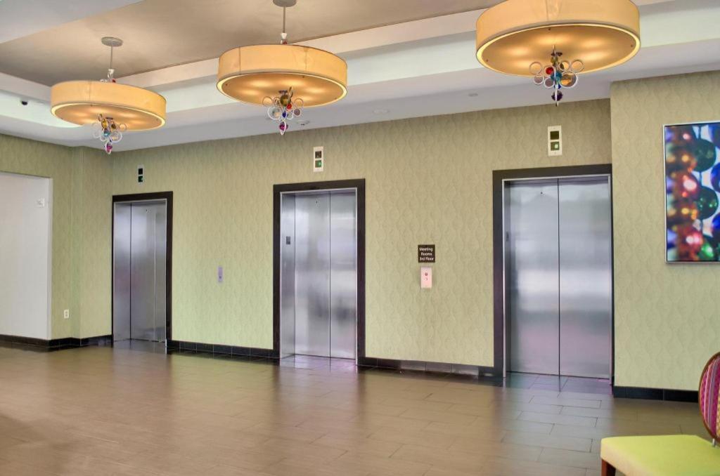 Royal St. Charles Hotel 뉴올리언스 외부 사진
