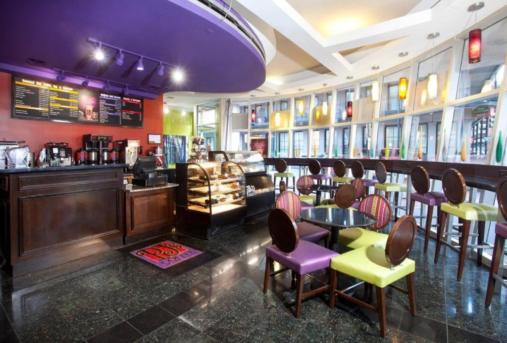 Royal St. Charles Hotel 뉴올리언스 외부 사진
