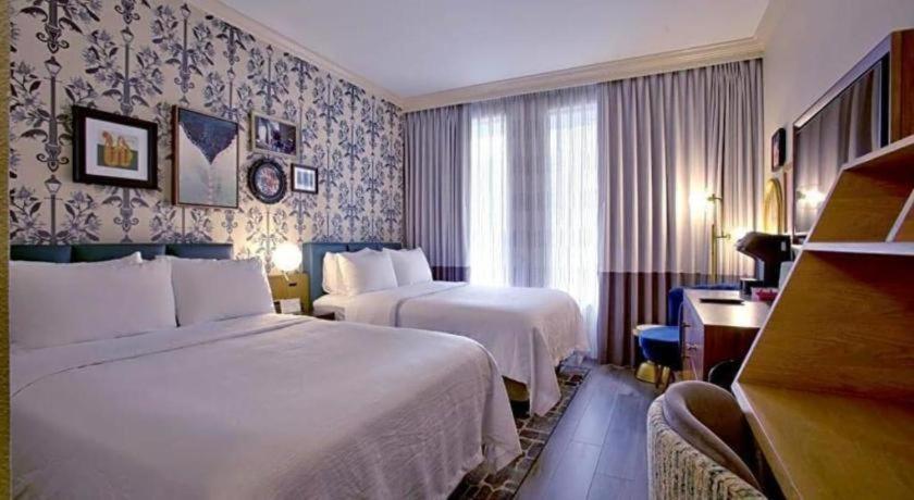 Royal St. Charles Hotel 뉴올리언스 외부 사진