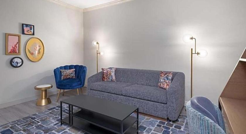 Royal St. Charles Hotel 뉴올리언스 외부 사진