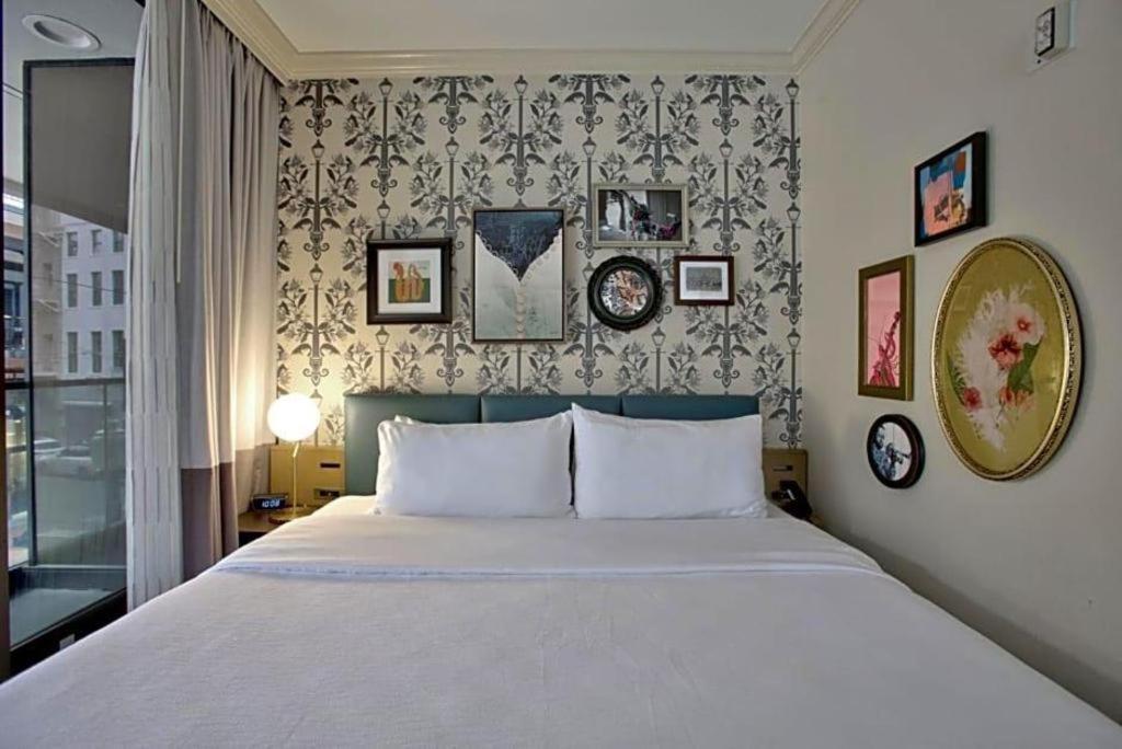Royal St. Charles Hotel 뉴올리언스 외부 사진