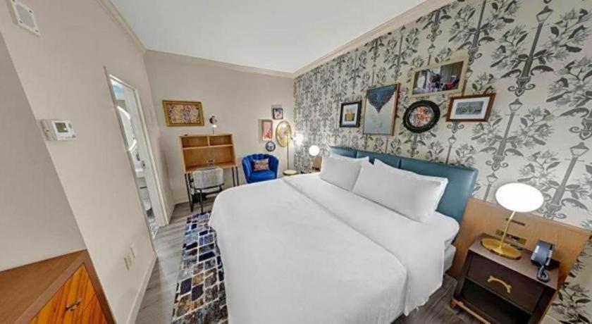 Royal St. Charles Hotel 뉴올리언스 외부 사진
